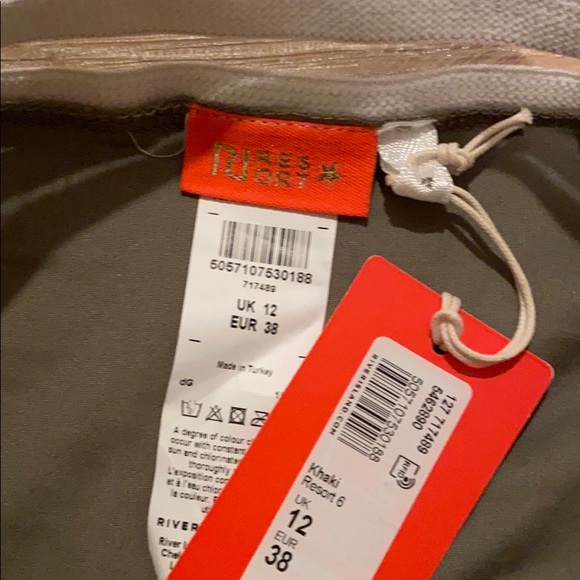 Bikini - Picture 5 of 5